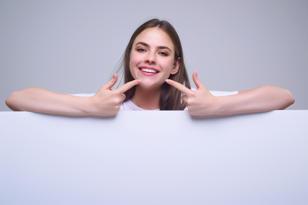 what is professional teeth whitening and how does it work